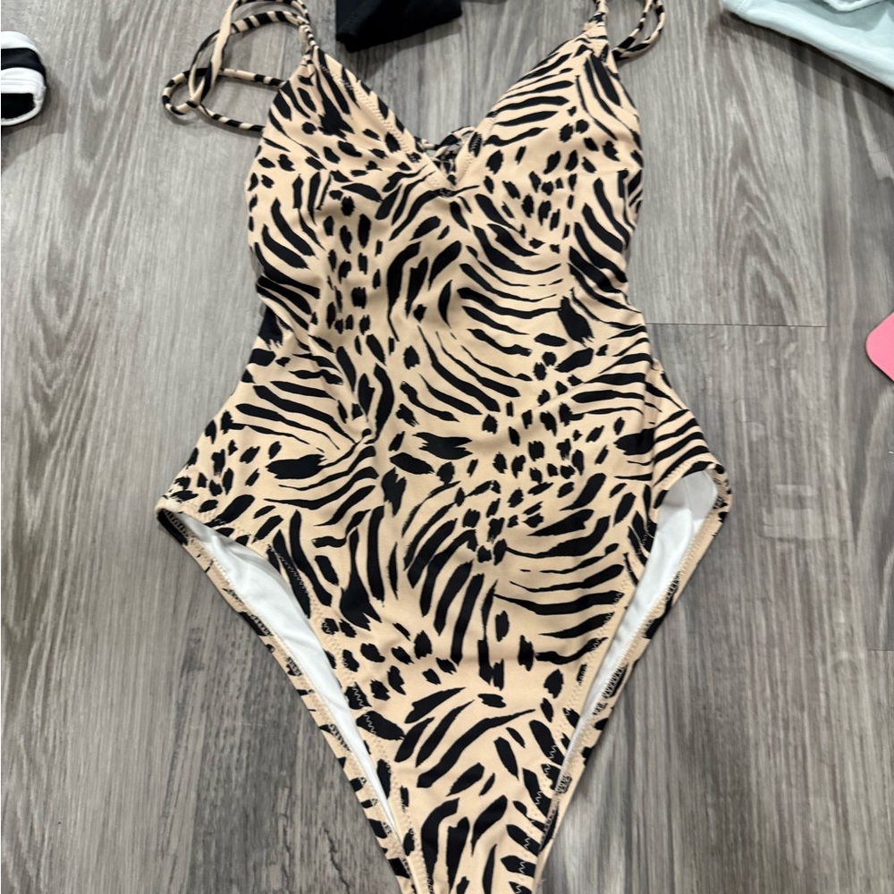 Shade & Shore Animal Print One-Piece Swimsuit